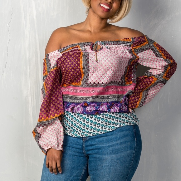 Tops - Boho contemporary elastic off the shoulder top